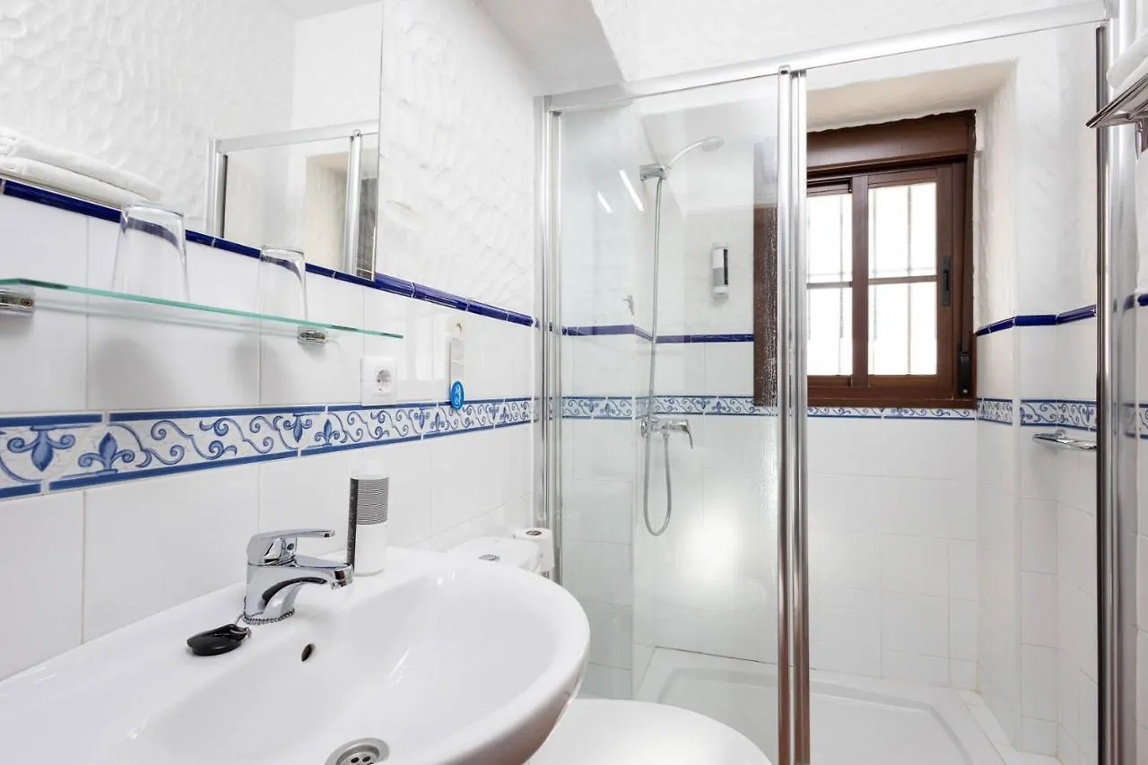 Tugasa Hotel La Posada Villaluenga Del Rosario Spain