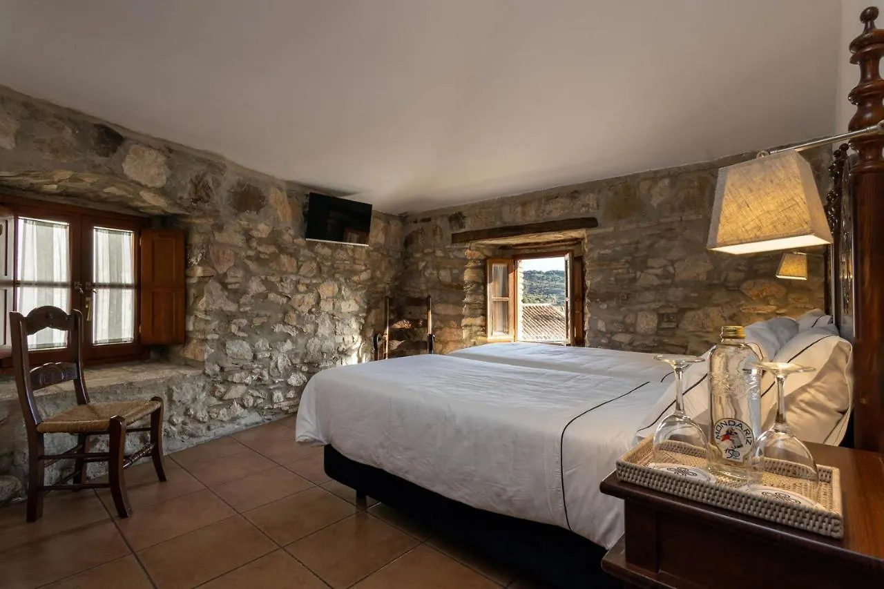 Tugasa Hotel Y Apartamentos Rurales La Posada location